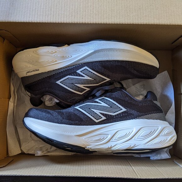 (Brand New) New Balance 880 womens size 8 - Picture 1 of 3